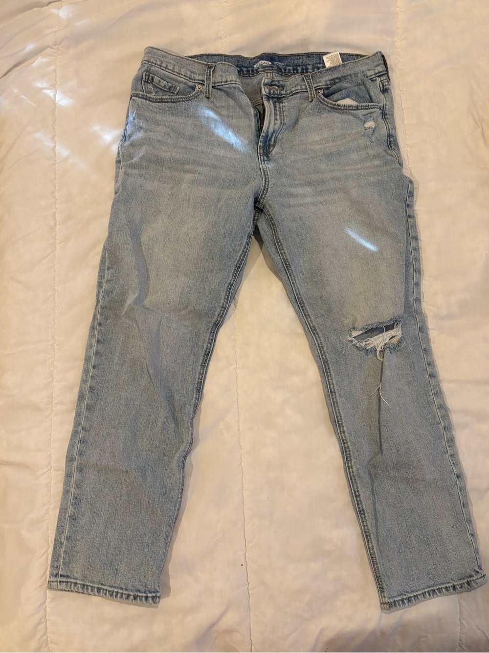 Old Navy Light Wash Women's Ripped Jeans - Boyfriend Casual Slim Fit